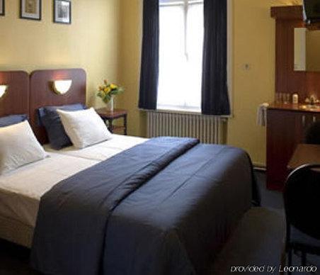 Hotel Antwerp Billard Palace Szoba fotó