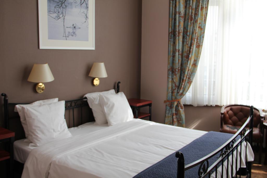 Hotel Antwerp Billard Palace Kültér fotó